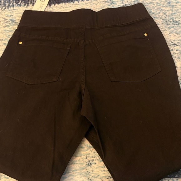 Just Be… Women's Black High Rise Button Denim Pants - Picture 2 of 4